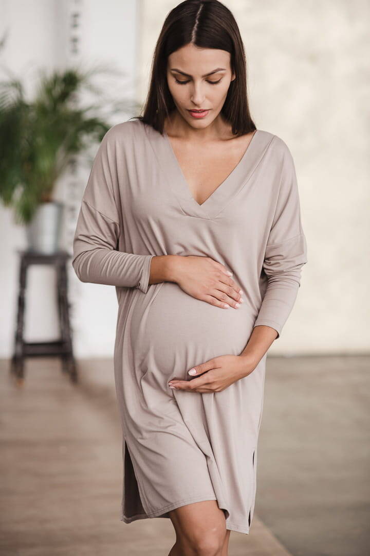 Bambusová tehotenská a dojčiaca nočná košeľa s dlhým rukávom, Moon béžová